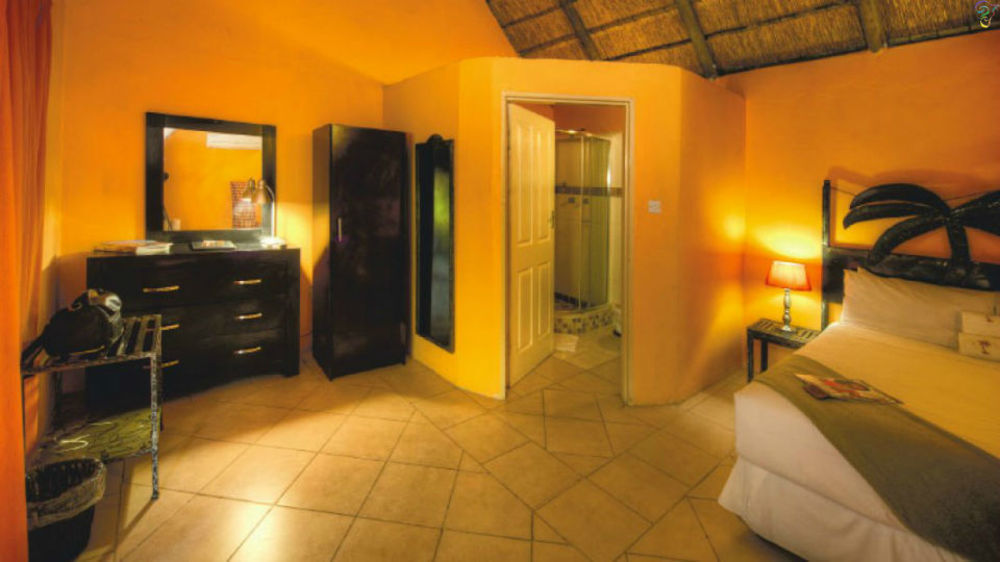 Jump Street Chalets Maun Exterior photo