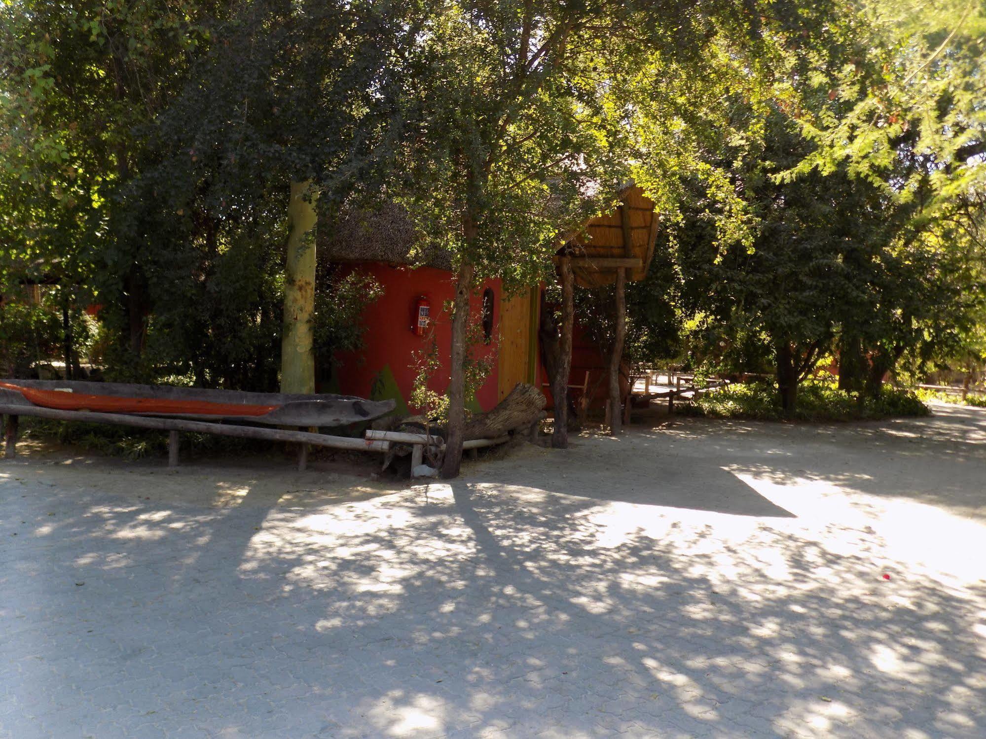Jump Street Chalets Maun Exterior photo