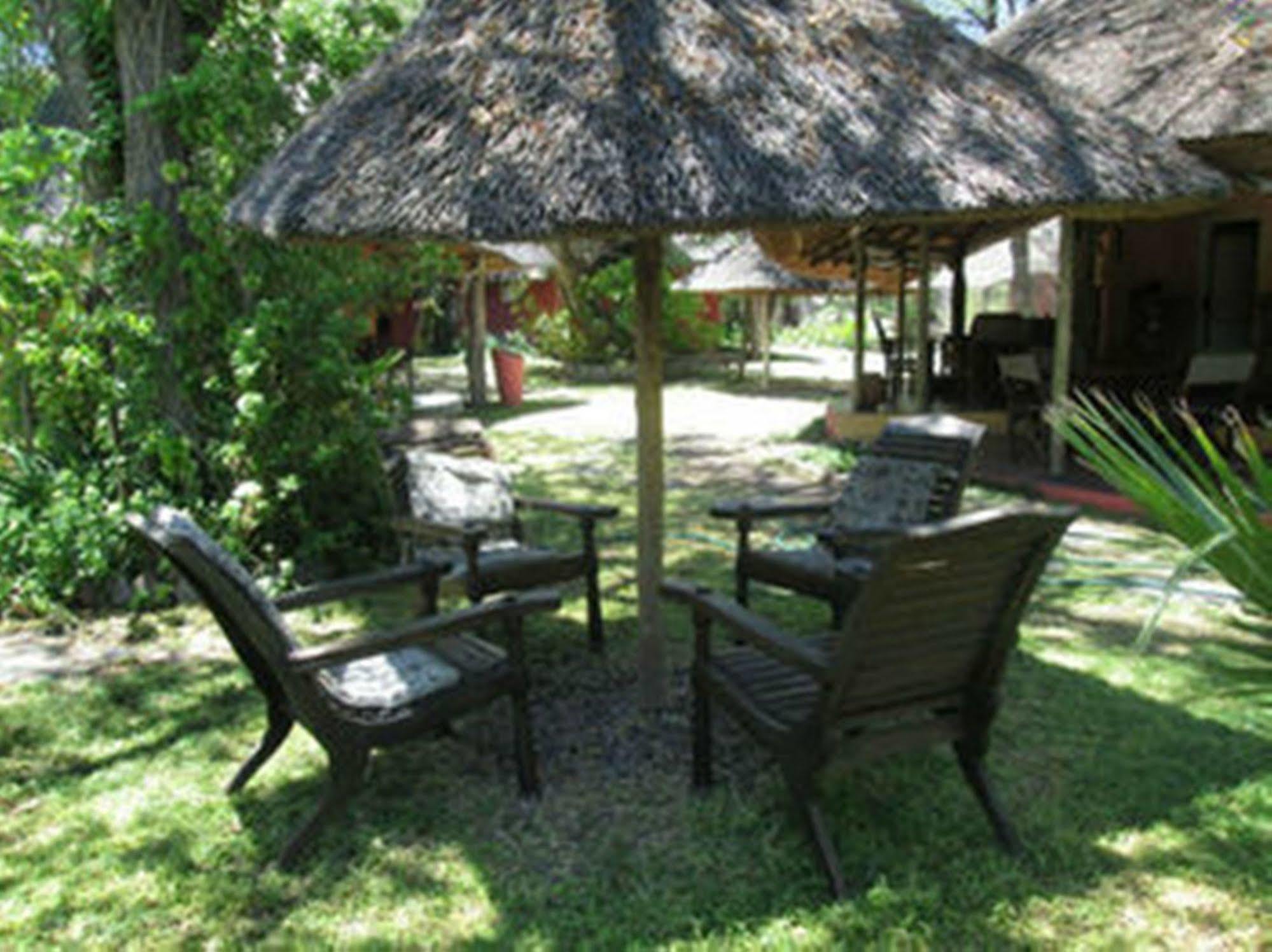 Jump Street Chalets Maun Exterior photo
